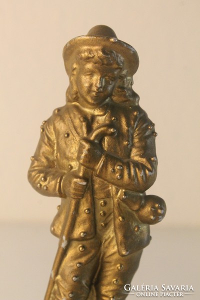 Bisquit (biszkvit) porcelán fiú szobor