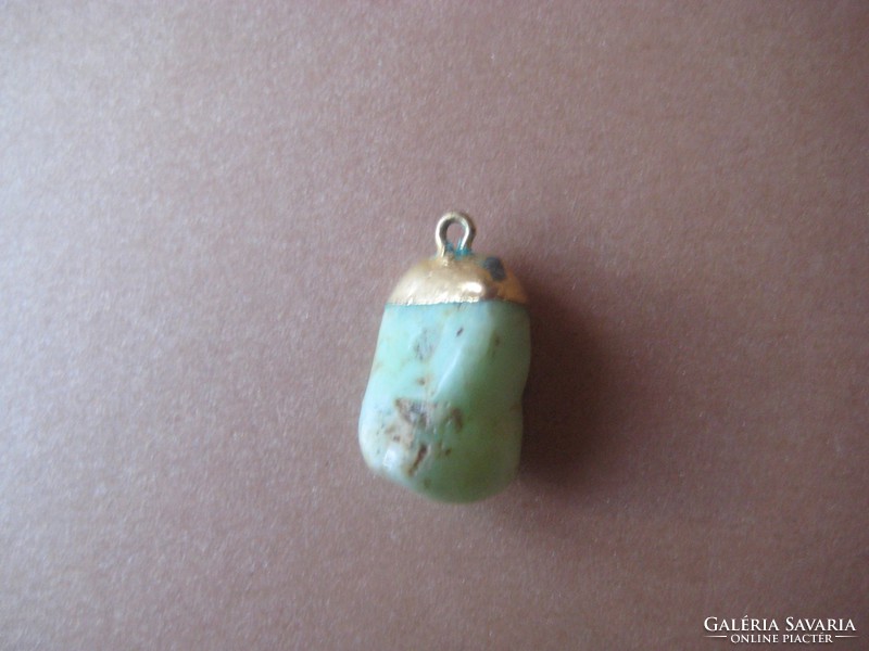 Pendant, natural stone handwork 1.2 x 2 cm, the holding part is probably silver