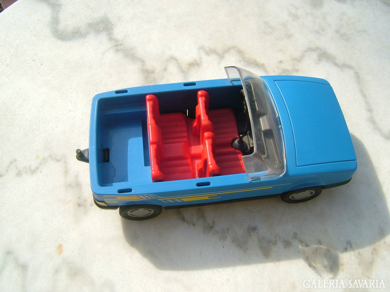 Playmobil car from 1986
