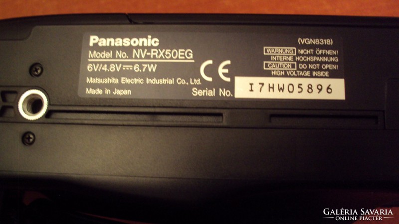 ÚJ állapotú, PANASONIC RX 50-es típusú felvevő kamera, összes tartozékával együtt.