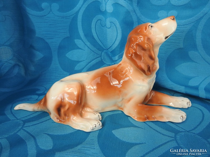 Large porcelain dog figure 35 cm * 11 cm * 17 cm