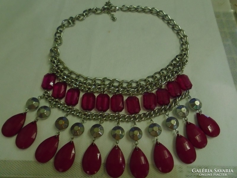 Tajföldi szintetikus pink rubin collier több mint 500 ct
