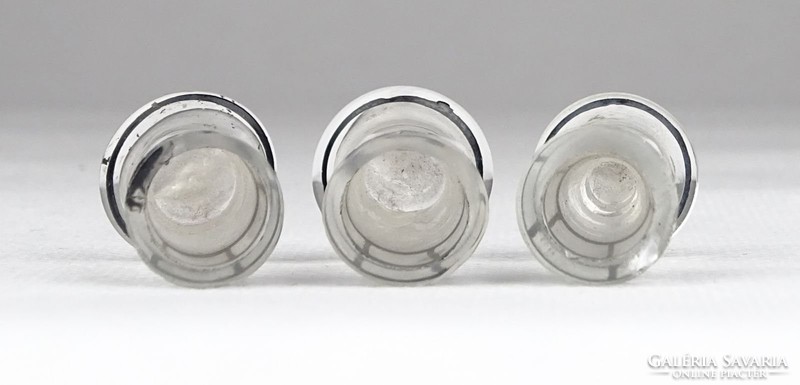 0X359 Antik miniatűr fújtüveg poharak 2.7 cm