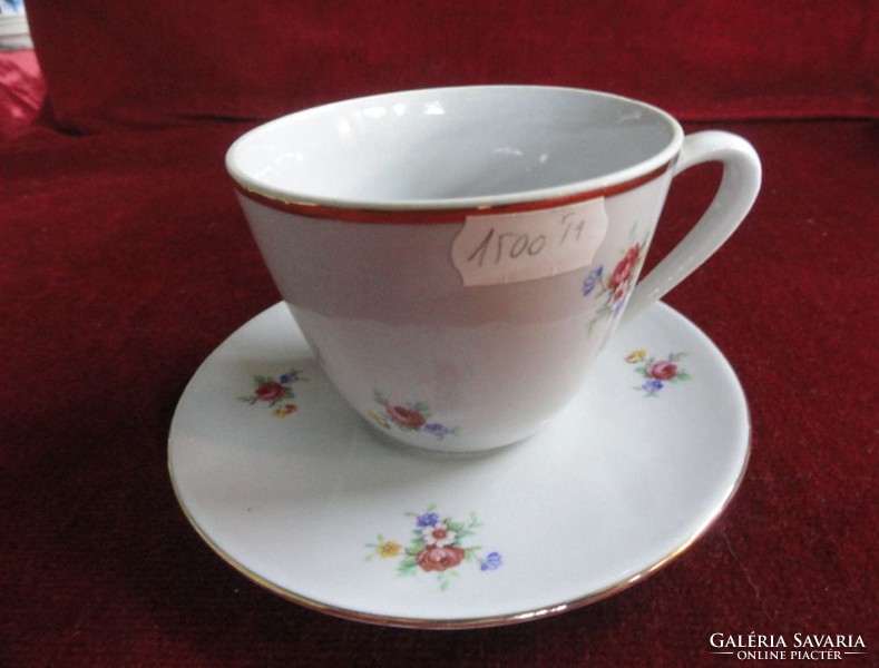 Zsolnay porcelán teás csésze + alátét. Hófehér alapon virágmintás. Antik, pajzsmintás. Vanneki!