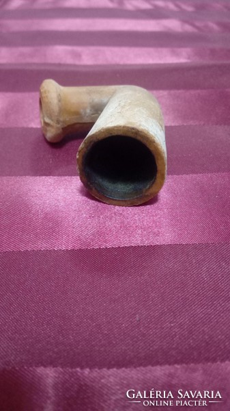 Old tile pipe head