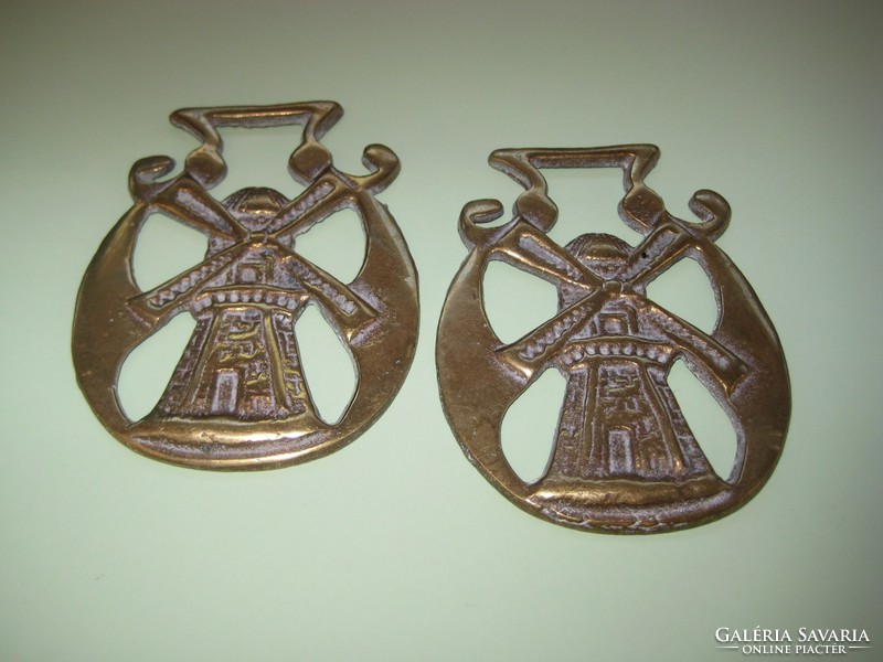 English horse tool, belt decoration, cast copper, a pair