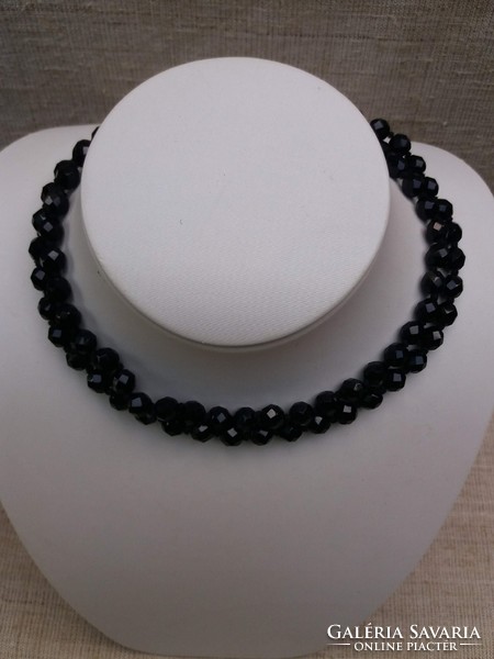 Old polished black onyx necklace with jewelry switch in beautiful condition