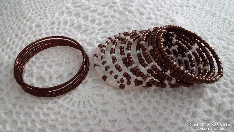 Bronze bracelet set