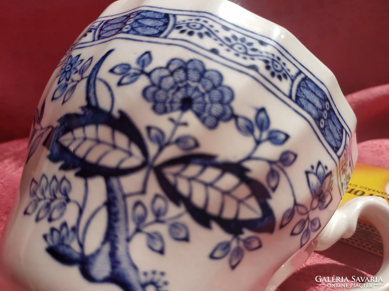 Replacement onion pattern porcelain cup
