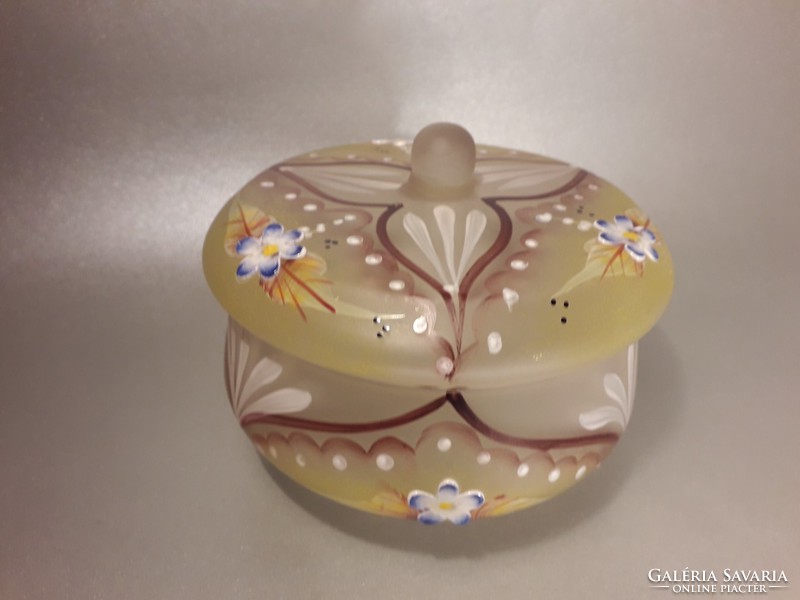 Special price!!! Painted glass bonbonier candy offering round jewelry box with plastic flower decorations