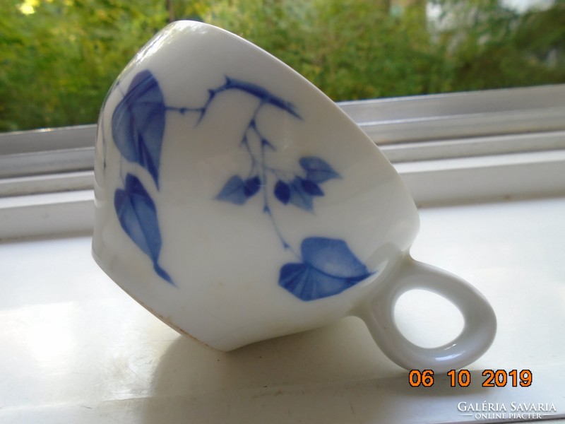 1968 Cobalt blue Schönwald German tea cup with leaf pattern