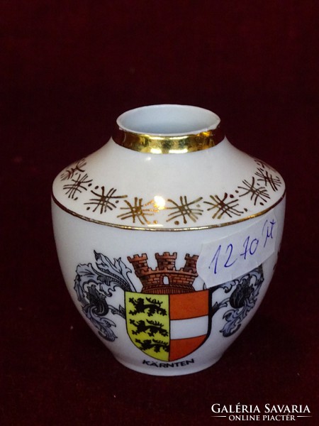 Austrian commemorative vase, 6.5 cm high, with Kartner coat of arms. He has!