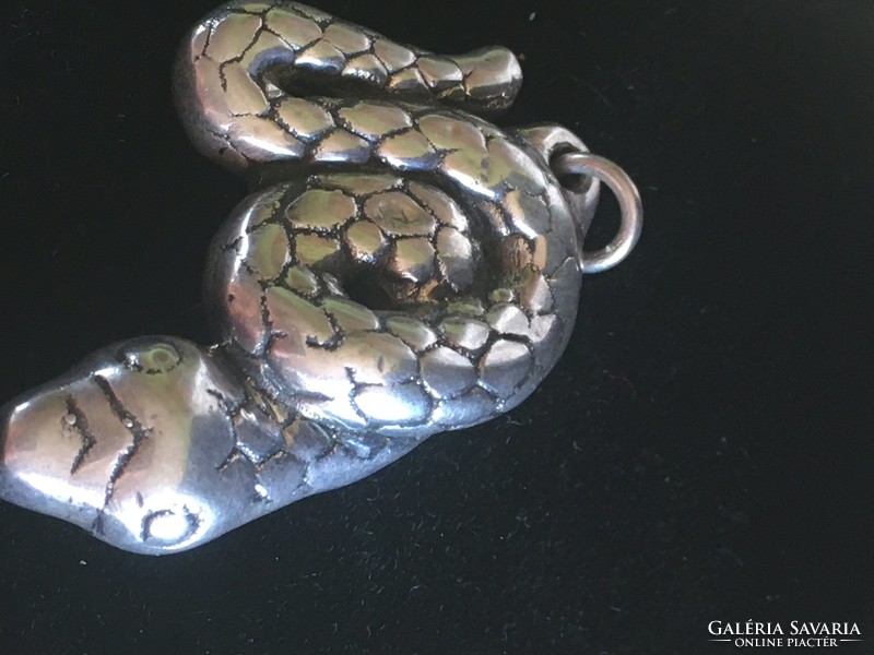 Ezüst kígyó medál-jelzett 825-ös finomságú