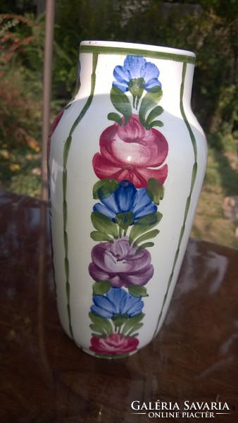 Kispest - antique porcelain vase - decorated with folk motifs - intact beautiful pieces.