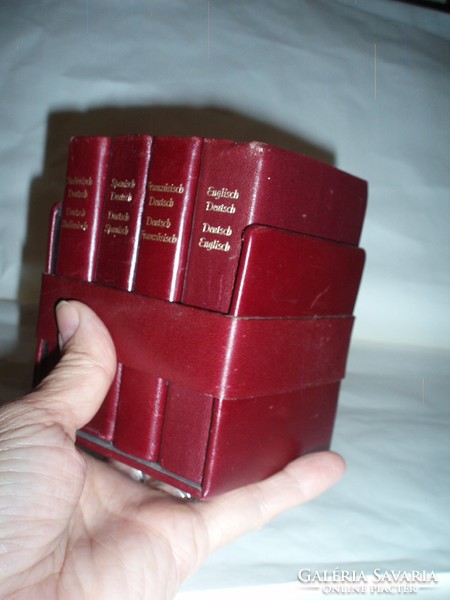 4 db bőrkötésű szótár-készlet