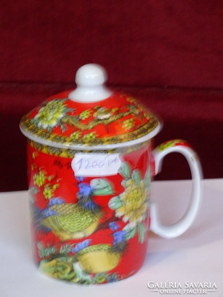 Japanese teacup with lid, height 11.5 cm. He has!