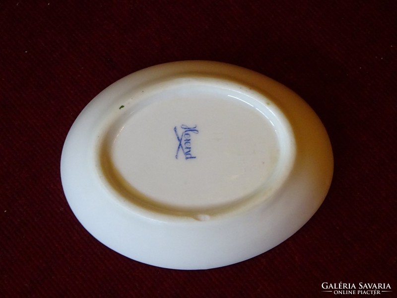 Herendi porcelán ovális kis tálka. Mérete 9,7 x 7,7 x 2 cm. Vanneki!