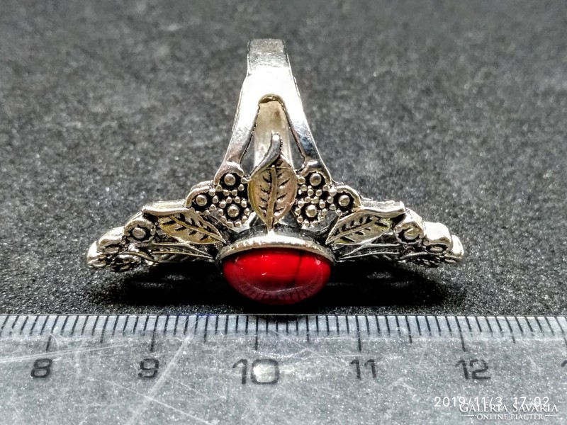 Filigree stainless steel ring (stainless steel) with red howlite stone
