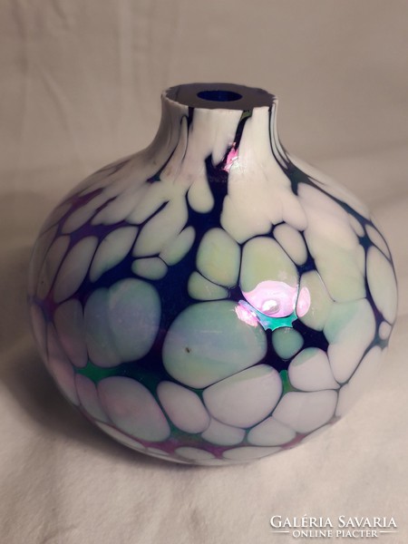 Now it's worth taking! Iridescent glass sphere without vase or oil candle wick