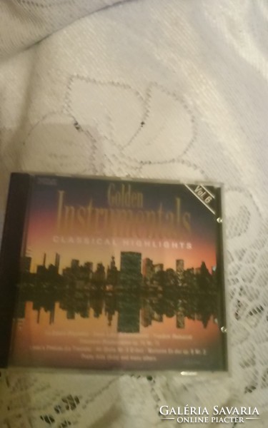 CD.  Golden Instrumentals. Classical