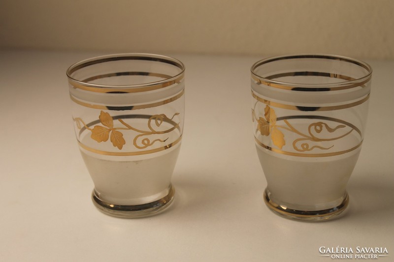 2 db Art Deco fújt üveg vizes pohár