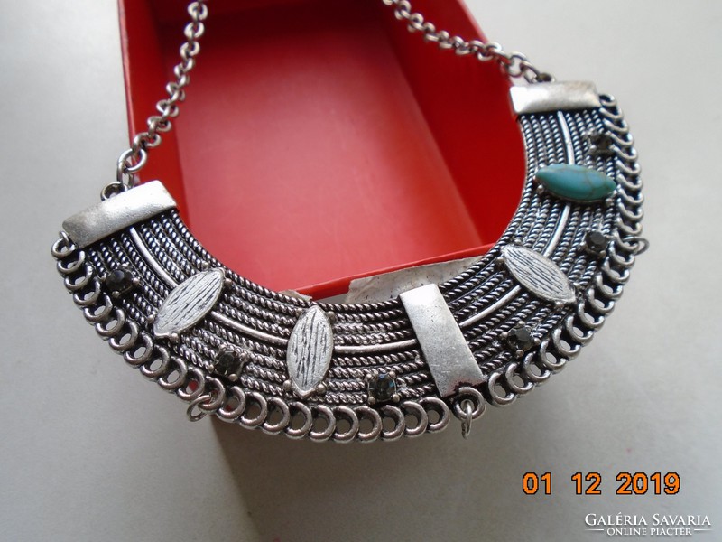 Brand new silver-plated cleopatra necklace with diva logo and turquoise stone decoration