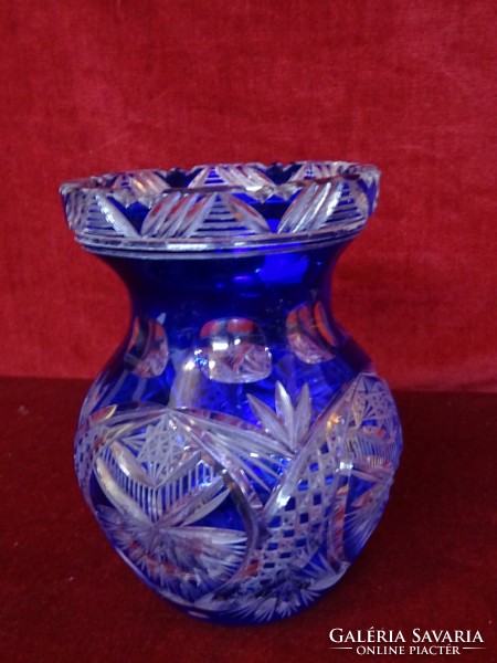Lead crystal cobalt blue hand polished vase, 17 cm high. He has!