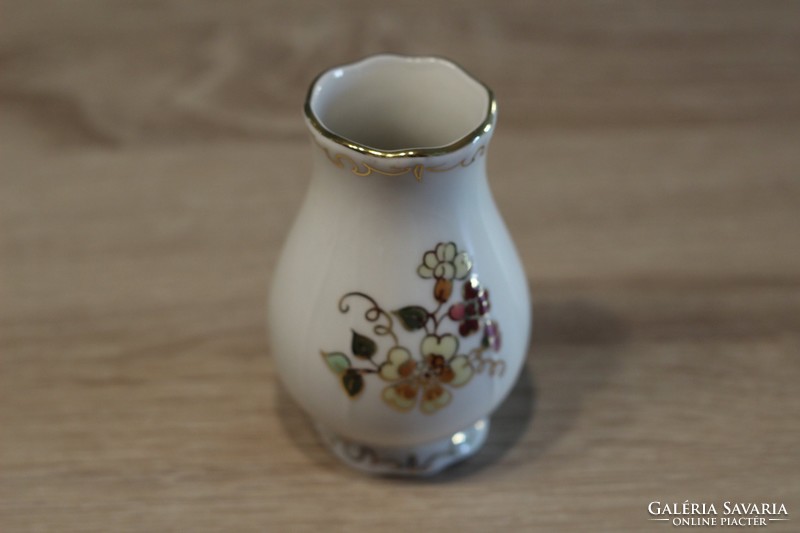 Zsolnay váza  kb.9x6 cm jelzett sorszámos