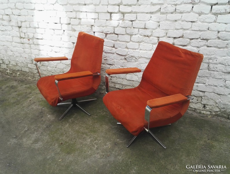 Pair of 70s retro boss armchairs #013