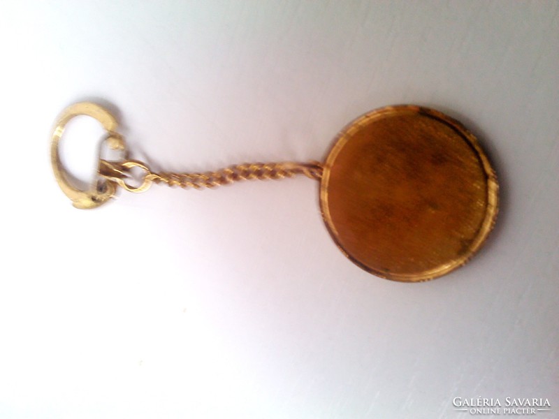 Gold-plated fire enamel key ring./Budapest /