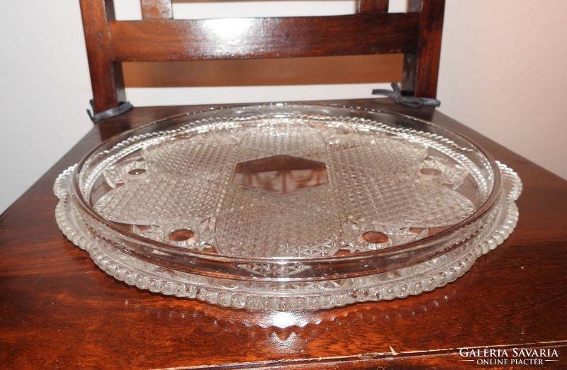 Antik bordázott mintázatú üveg kínáló tál tortatál