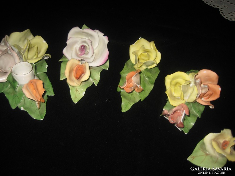 Aqincumi roses with tiny damages, hand painting