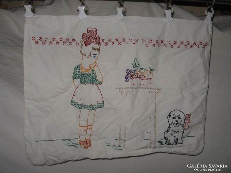 Cushion cover - hand embroidery - 44 x 33 cm - no tears - no holes
