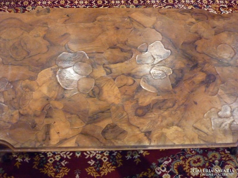 Topolyafa asztal