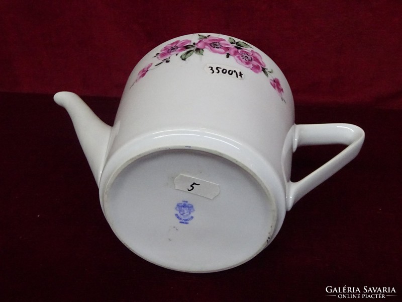Lowland porcelain teapot with flower pattern. He has!