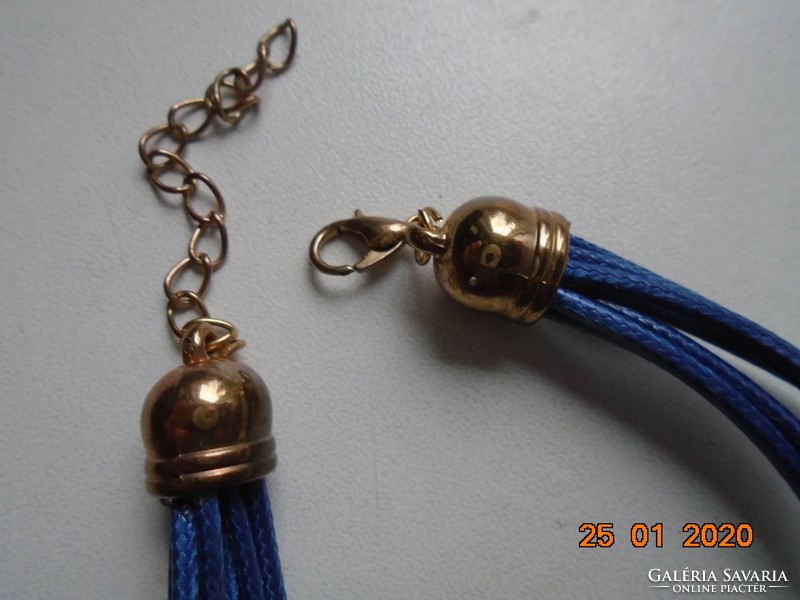 Gold-plated socket, with playful blue stones and swarovski crystal metal beads, bracelet