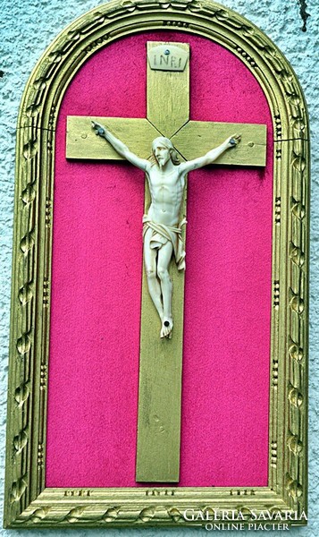 14. Antik, CSONT Jézus Krisztus (12.8cm), kereszt, Korpusz, feszület 34.5cm keretben!