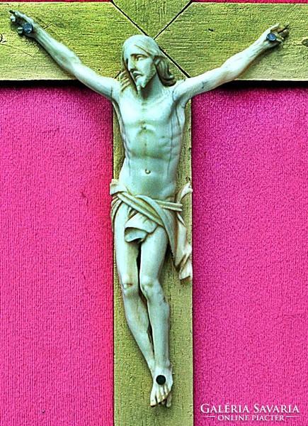 14. Antik, CSONT Jézus Krisztus (12.8cm), kereszt, Korpusz, feszület 34.5cm keretben!