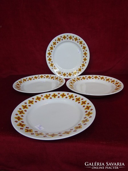 Zsolnay porcelain brown / yellow patterned flat plate. He has!
