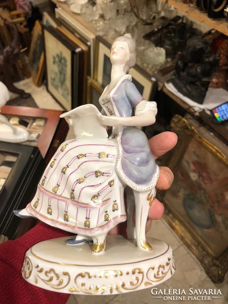 Hollóházi hatalmas nő figura, porcelán, hibátlan darab.