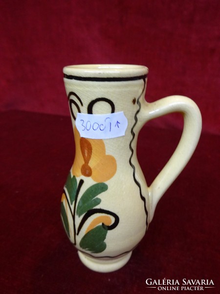 Ceramic mug, 12 cm high, in different colors. He has!