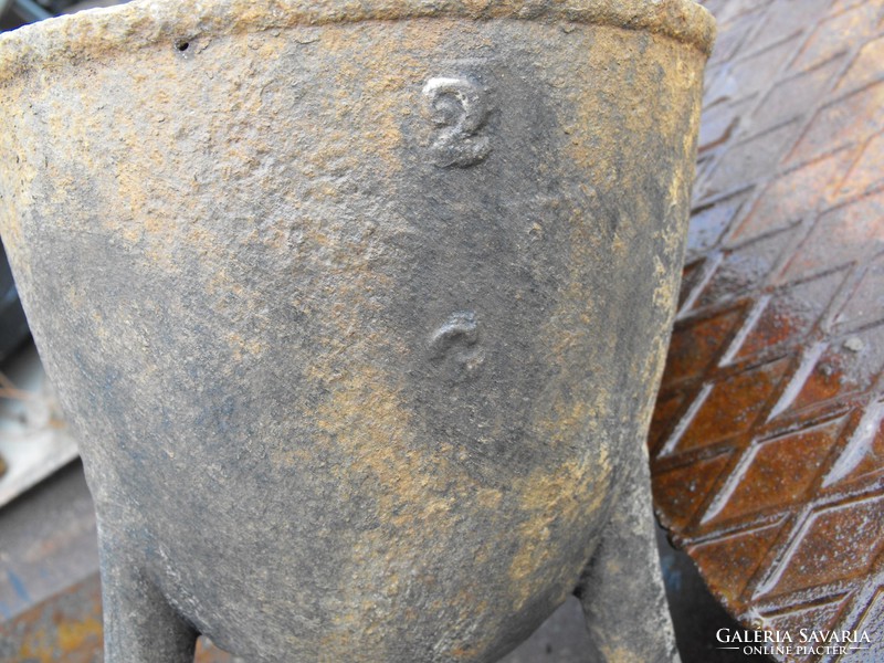 Teschen cast iron three-legged iron pot 2pcs medieval vintage casting jar + pot