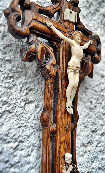 26. Antik, CSONT Jézus Krisztus 7 cm, 25 cm realista faragott feszület,  kereszt, korpusz.