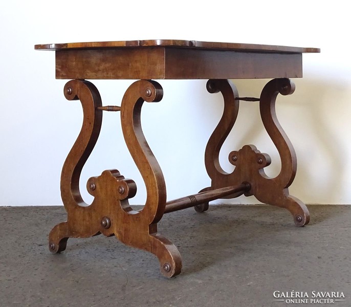 0Z204 Gyönyörű antik intarziás Biedermeier asztal