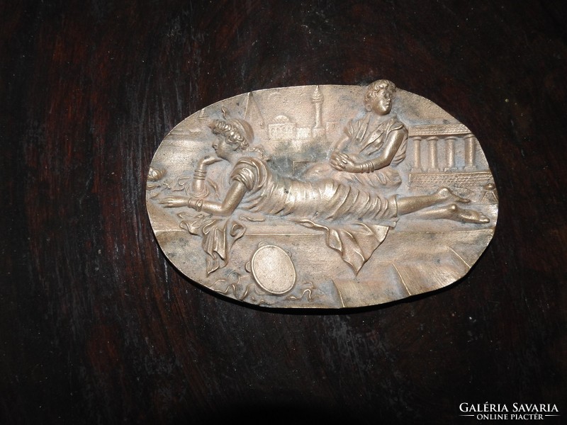 Bronz szecis  domborműves tál - asztalközép 17 cm