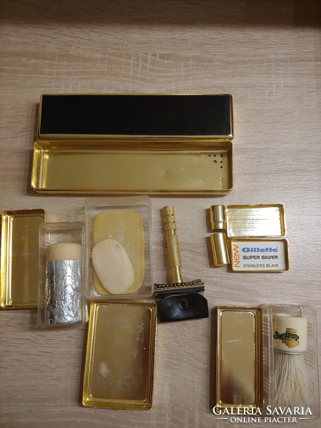 Soluna shaving set in leather case for vintage collectors 19x14x6 cm