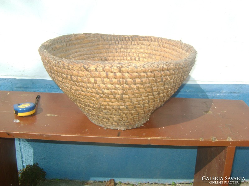 Old folk wicker door, basket with straw basket