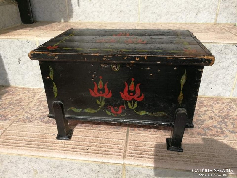 Folk painted wooden chest file storage tulip small size, jewelry desk, stationery holder