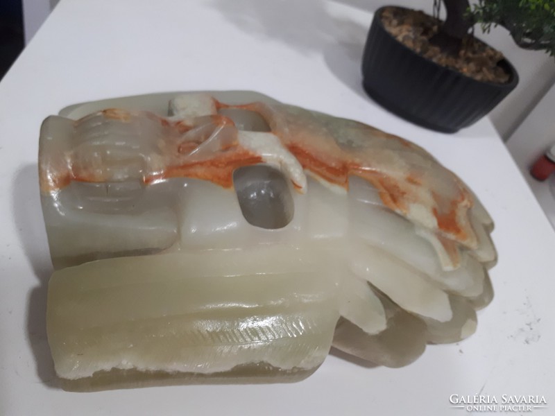 A real specialty! Raw jade native american skull 2850 gr !!! Powerful