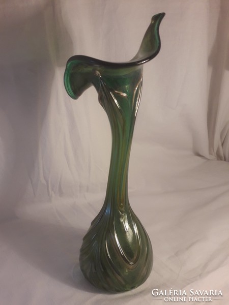 Vaclav stepanek marked glass vase in loetz style - jack in the pulpit - large size, green gold color